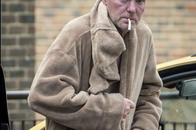 Shambolic plastering services